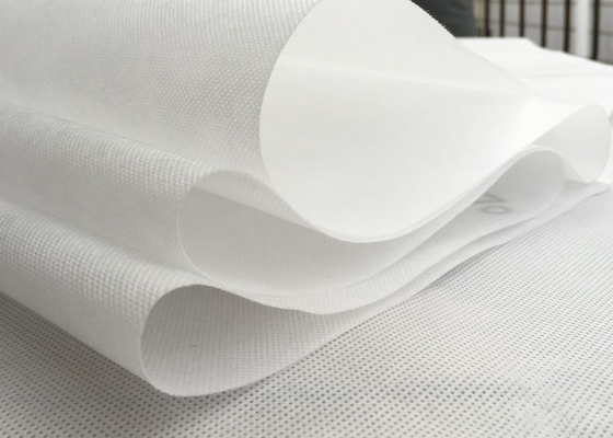 Buy 80GSM Hydrophobic PP Non Woven Fabric 100% Polypropylene For Packaging Bags online manufacture