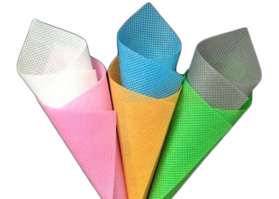 Color PET Nonwoven Fabric Tensile Resistant For Packaging Material