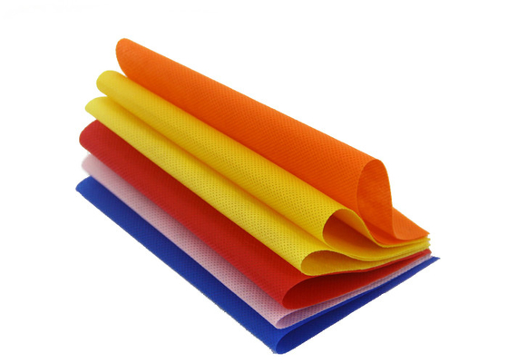 Breathable 9GSM PP Non Woven Fabric 100% Polypropylene Material
