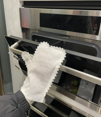 Multifunctional Disposable Kitchen Gloves Antistatic 100% PP Nonwoven For Household Use